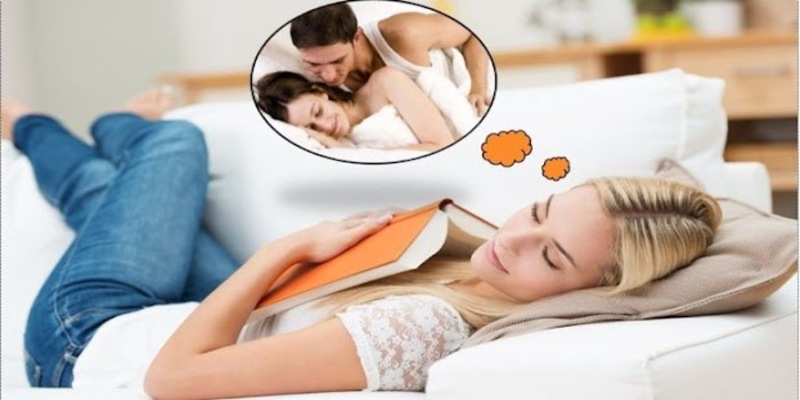 Giải mã mơ thấy người yêu cũ theo tâm lý học