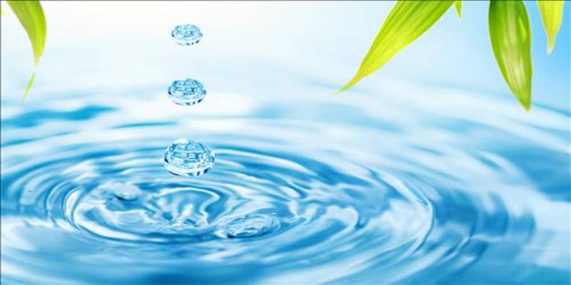 Thấy nước chảy nhưng không ướt